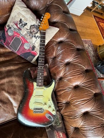 FENDER STRATOCASTER 1963