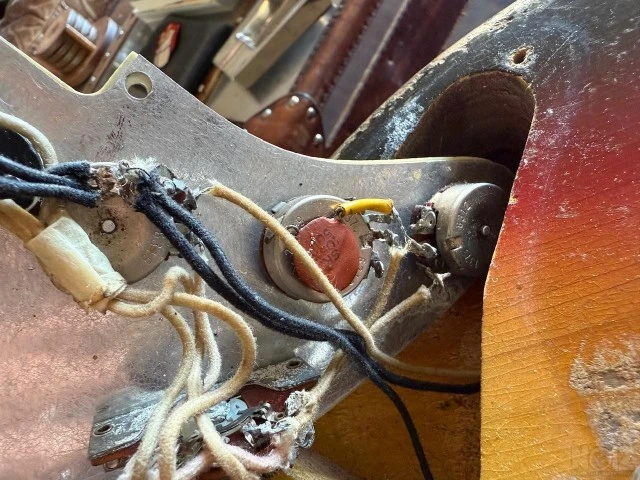 FENDER STRATOCASTER 1963