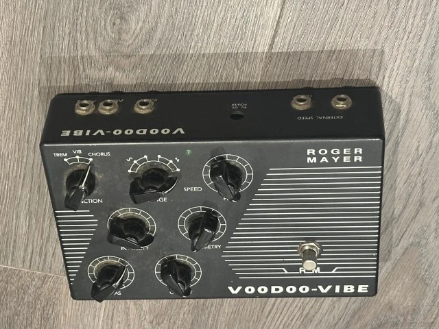 Roger Mayer Voodoo Vibe (2000s) – Αναλογ