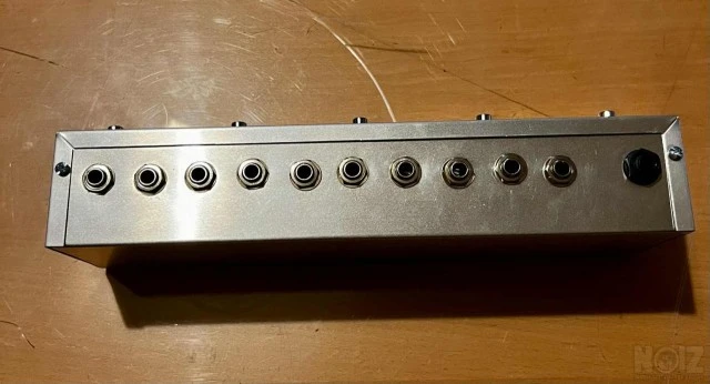 Programmable 4 Looper with Amp Channel s