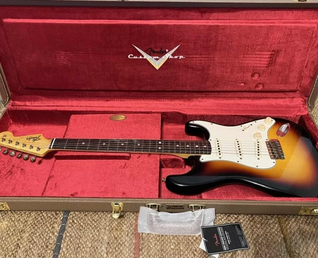 Fender Custom Shop '65 Stratocaster Jour