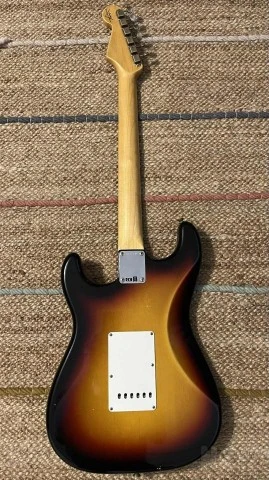 Fender Custom Shop '65 Stratocaster Jour
