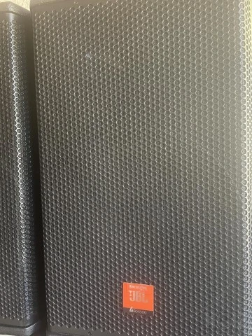 JBL MRX 500