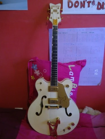 GRETSCH G6136DC WHITE FALCON 3,200€