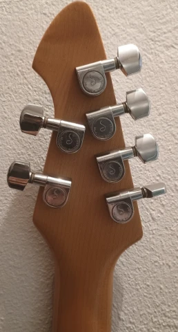 Πωλείται μπράτσο Hohner 