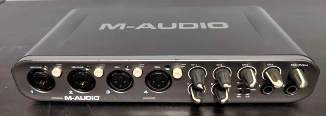 M-AUDIO FAST TRACK ULTRA