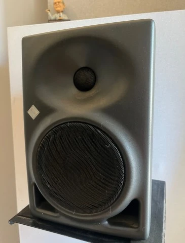 Πωλείται ζευγαρι ηχείων Neumann KH 120A