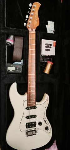 Sire Larry Carlton S7 AWH