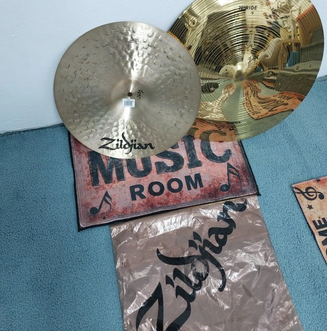  K. Zildjian Constantinople 17" CRASH Suspended 