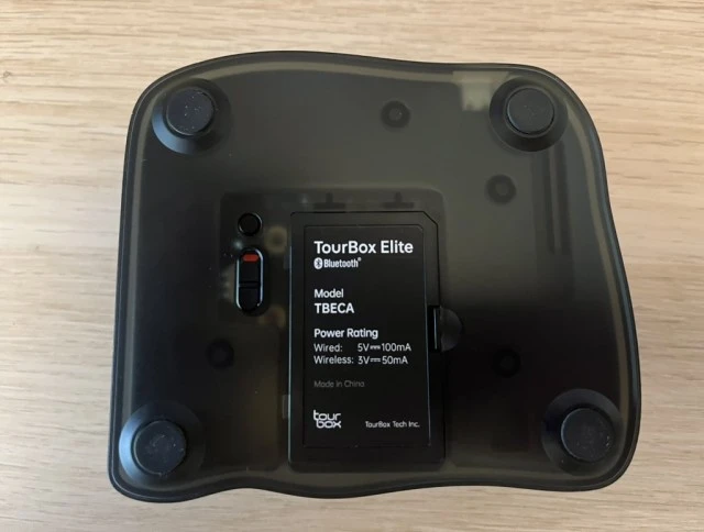 TourBox Elite με θηκη