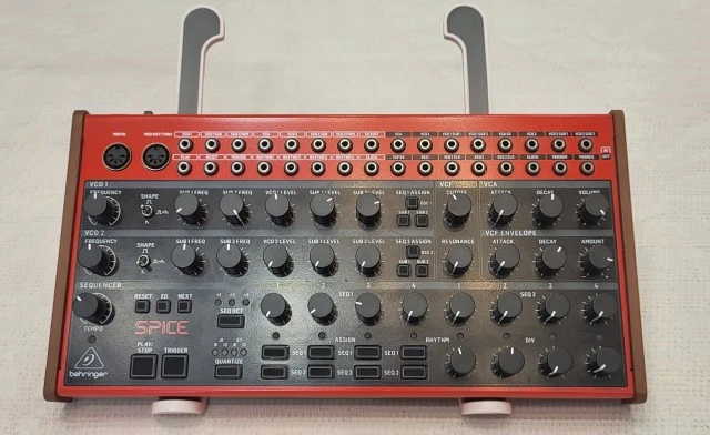 Behringer Spice