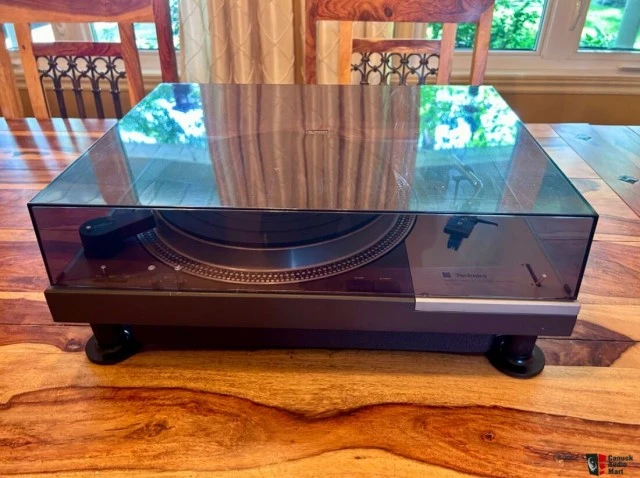 ΠΙΚΑΠ   TECHNICS   SL - 1100