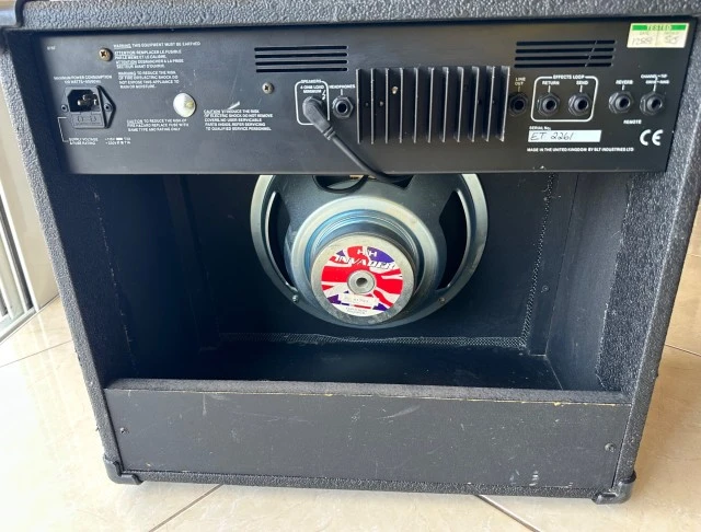 LANEY TFX200, Υβριδικός (Tube Fusion) 65w, 