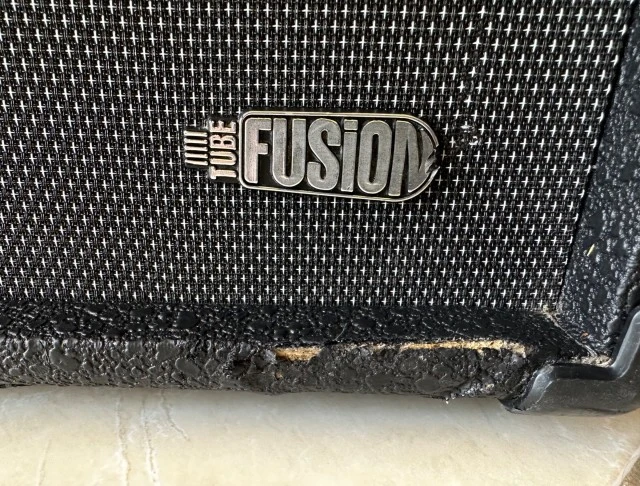 LANEY TFX200, Υβριδικός (Tube Fusion) 65w, 