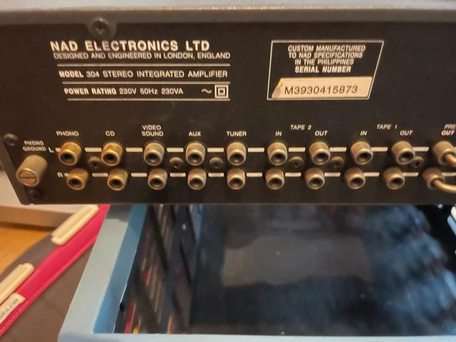 Ολοκληρωμένος Ενισχυτής NAD 304