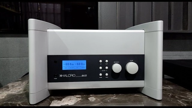 HALCRO DM-10 PREAMPLIFIER Balanced