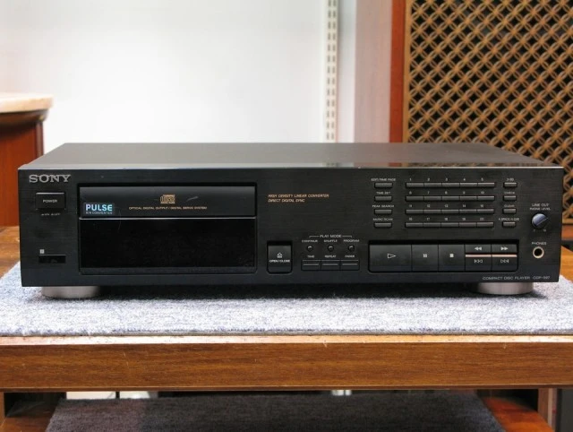 CD PLAYER SONY CDP - 597