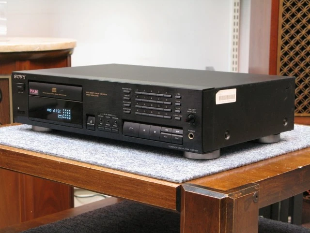 CD PLAYER SONY CDP - 597