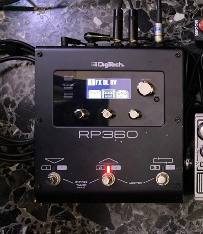 DigiTech RP360 (mint condition)