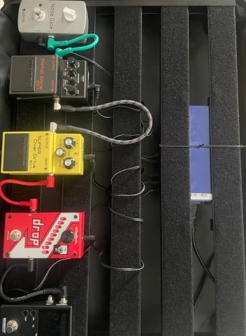 PEDALBOARD + ΤΡΟΦΟΔΟΤΙΚΟ | HARLEY BENTON SPACESHIP 60XL
