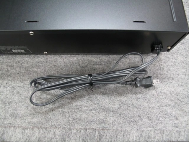 CD PLAYER SONY CDP - XE 500