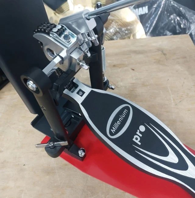 Millenium PD-122 Pro Bass Drum Pedal+Millenium MPS-850 