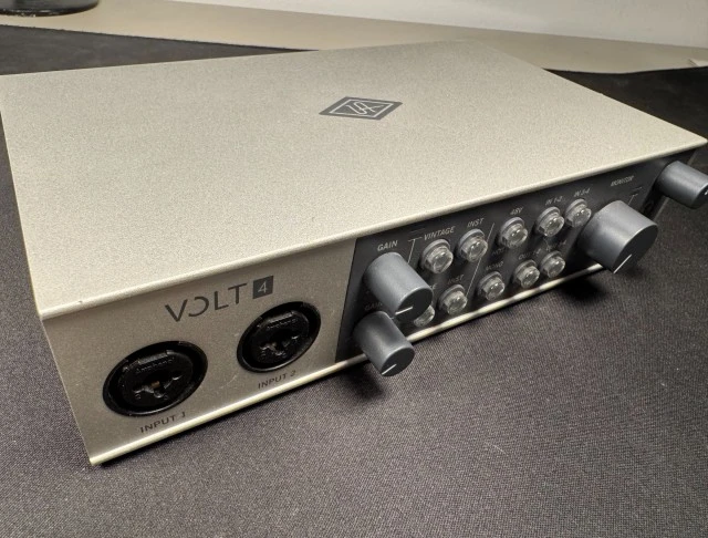 Universal Audio Volt 4