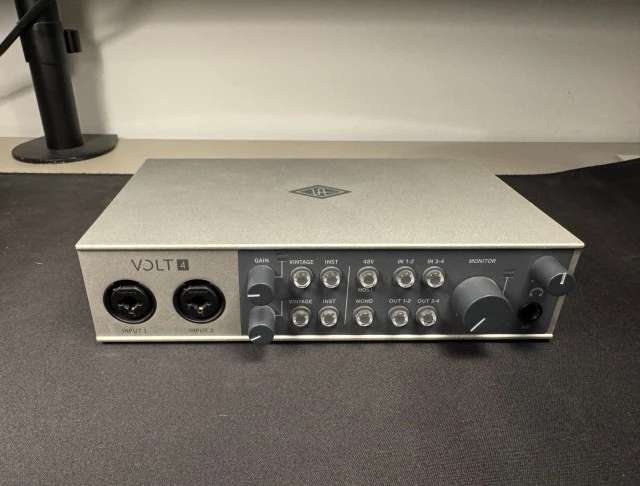 Universal Audio Volt 4