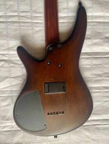 Ibanez SRC6 crossover