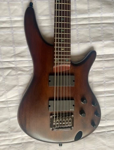 Ibanez SRC6 crossover