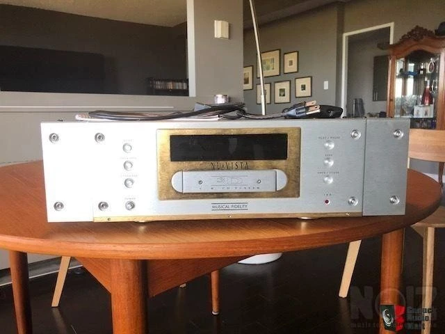 CD PLAYER MUSICAL FIDELITY NUVISTA 3D