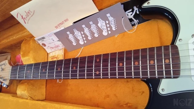 Fender 1959 AVRI stratocaster black RW