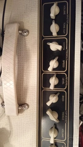 Vox AC15 C1 ltd white