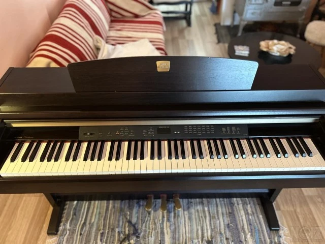 ΠΩΛΕΙΤΑΙ ΠΙΑΝΟ YAMAHA CLAVINIVA