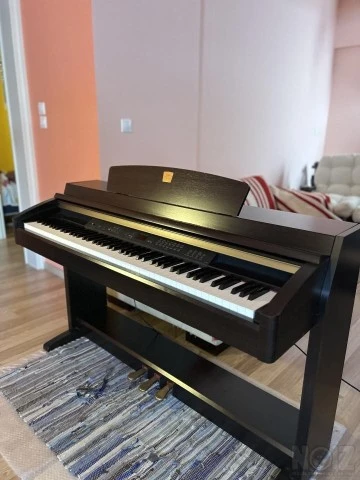 ΠΩΛΕΙΤΑΙ ΠΙΑΝΟ YAMAHA CLAVINIVA