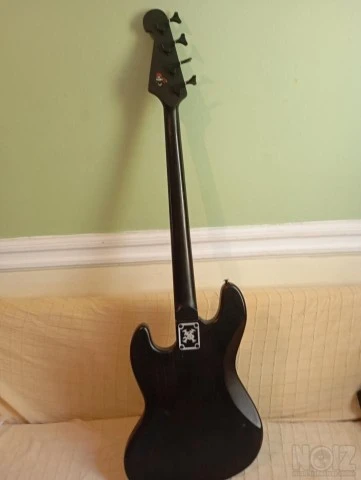 Bass μπάσο Pirate sx