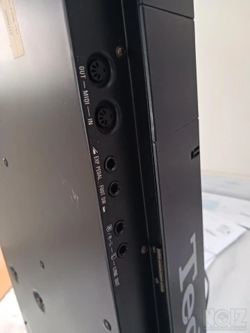 Technics SX-K700 με βάση  manfrotto