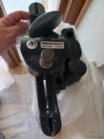 Technics SX-K700 με βάση  manfrotto