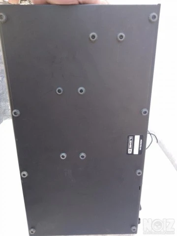 Line 6 Pod XT Live.