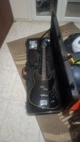 Fender jazz bass aerodyne