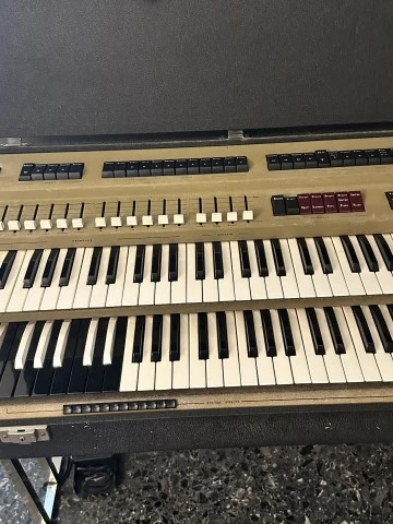 Viscount Imperial Dual keyboard