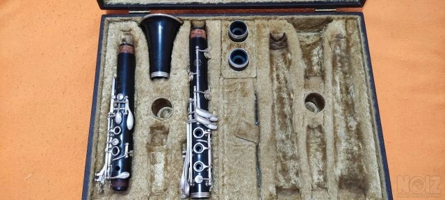 Πωλείται κλαρινέτο Selmer Series 10S A k