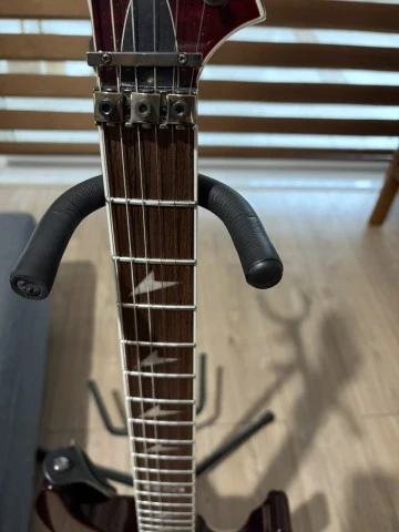 ΗΛΕΚΤΡΙΚΗ ΚΙΘΑΡΑ ESP LTD M-300fm STBC