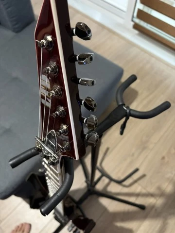 ΗΛΕΚΤΡΙΚΗ ΚΙΘΑΡΑ ESP LTD M-300fm STBC