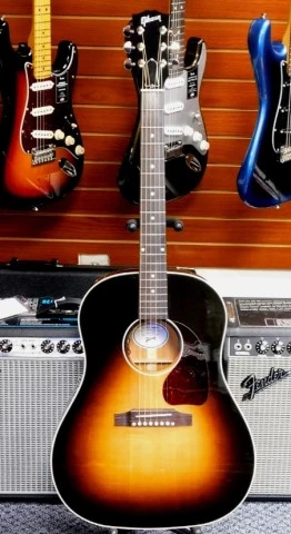 Ακουστική-ηλεκτρική κιθάρα Gibson J-45 Standard 2025