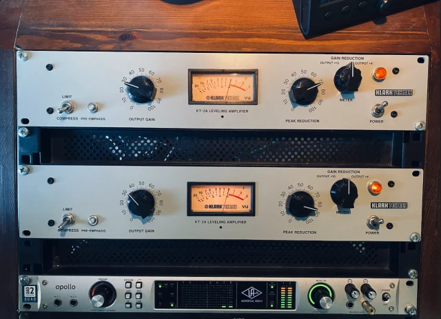 Klark Teknik KT-2A (άριστη κατάσταση)