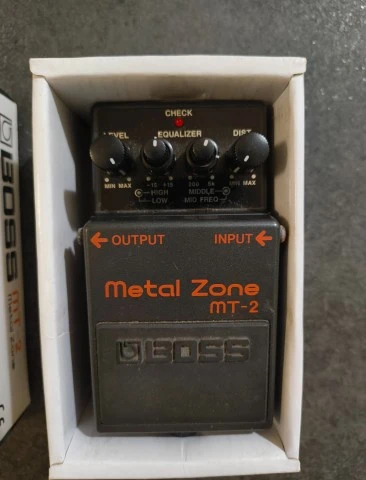 Boss MT-2 Metal Zone Original Έκδοση - Με το κουτί του