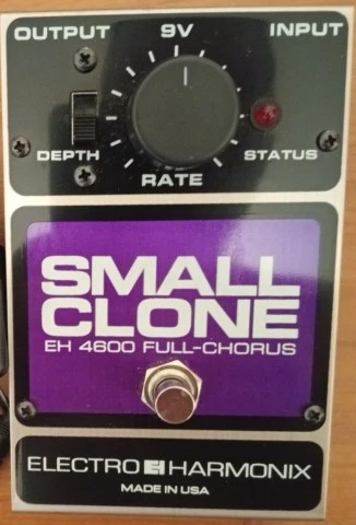 ELECTROHARMONIX SMALL CLONE CHORUS