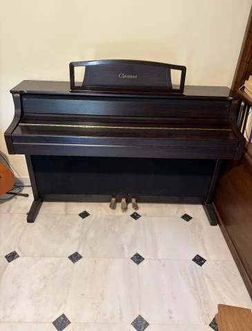 Yamaha Clavinova CLP-880