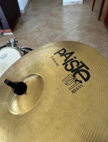 Custom gloss black millenium drum set.